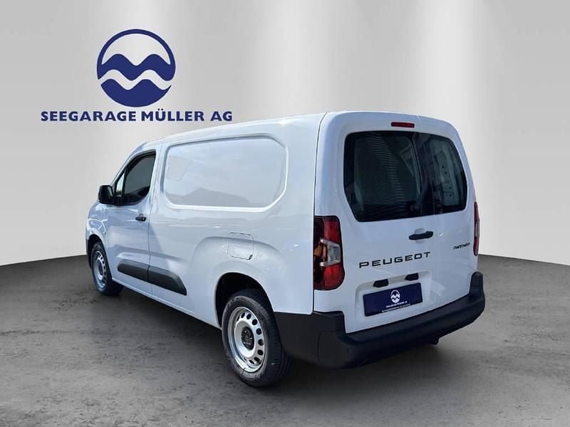 Gebraucht Peugeot Partner Premium 102 PS (75 kW) 2025 Van / Kleinbus
