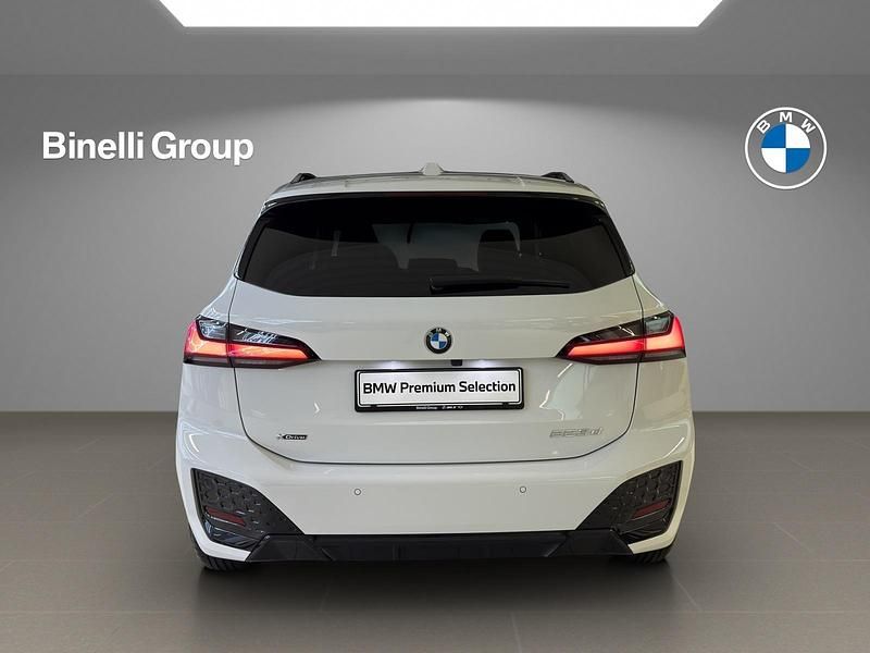 Gebraucht BMW 223 Active Tourer M Sport 211 PS (155 kW) 2024 Van / Kleinbus