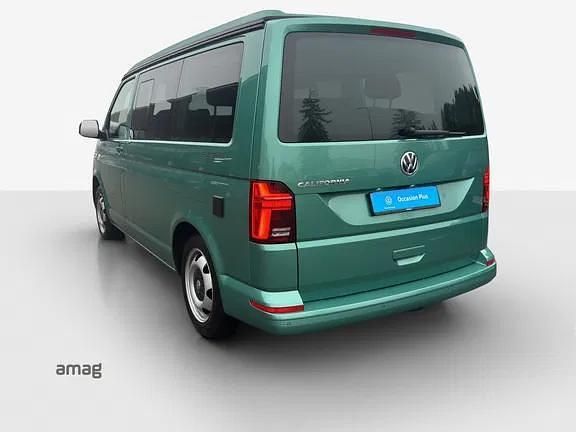Gebraucht VW California Beach 150 PS (110 kW) 2021 Bay leaf green metallic Van