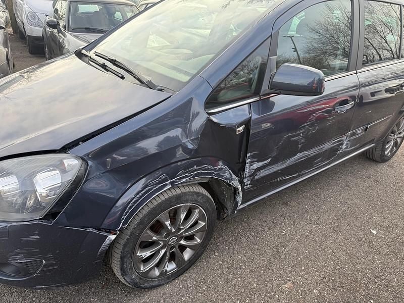 Gebraucht Opel Zafira Cosmo 150 PS (110 kW) 2011 Van / Kleinbus