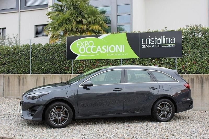 Gebraucht Kia Ceed Sportswagon 141 PS (103 kW) 2023 Anthrazit Kombi