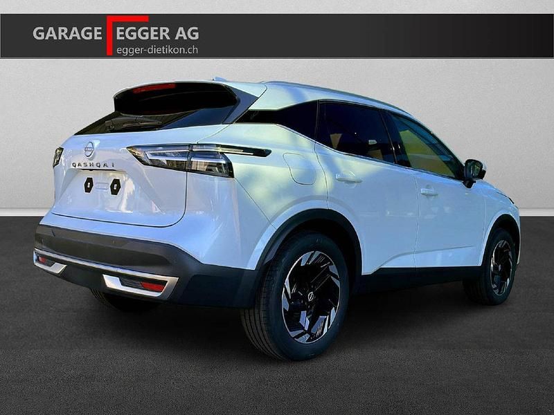 Gebraucht Nissan Qashqai N-Connecta 158 PS (116 kW) 2024 Weiss SUV