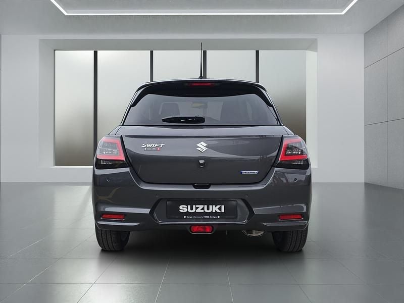 Neu Suzuki Swift 82 PS (60 kW) 2026 Grau Limousine