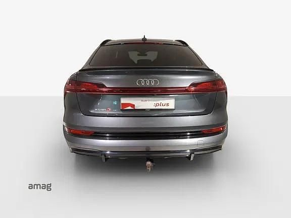 Gebraucht Audi e-tron Sportback Comfort 369 kW (503 PS) 2021 Daytonagrau perleffekt SUV