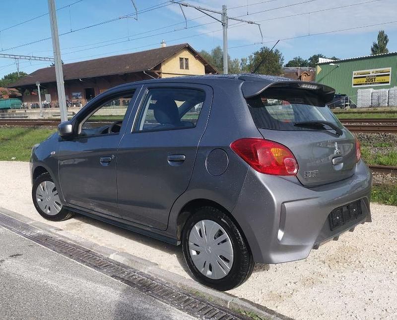 Gebraucht Mitsubishi Space Star Inform 71 PS (52 kW) 2022