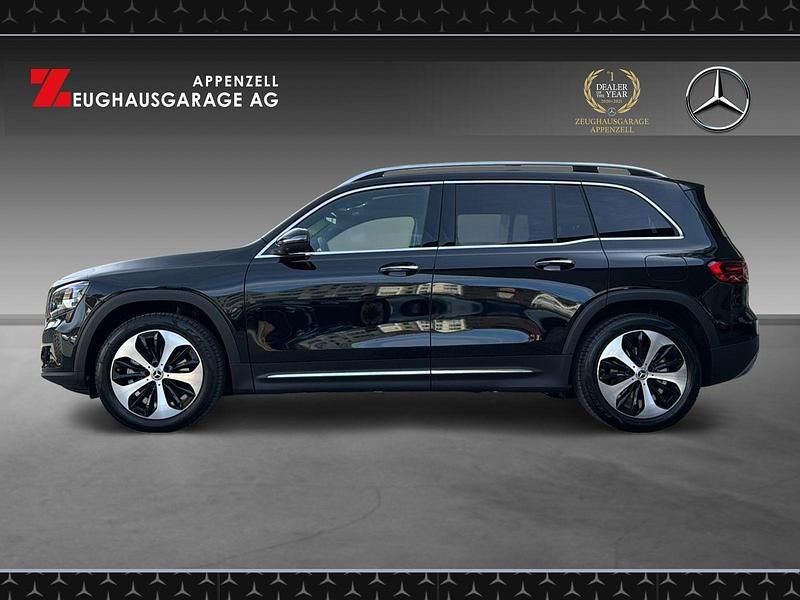 Gebraucht Mercedes GLB250 223 PS (164 kW) 2024 Schwarz SUV