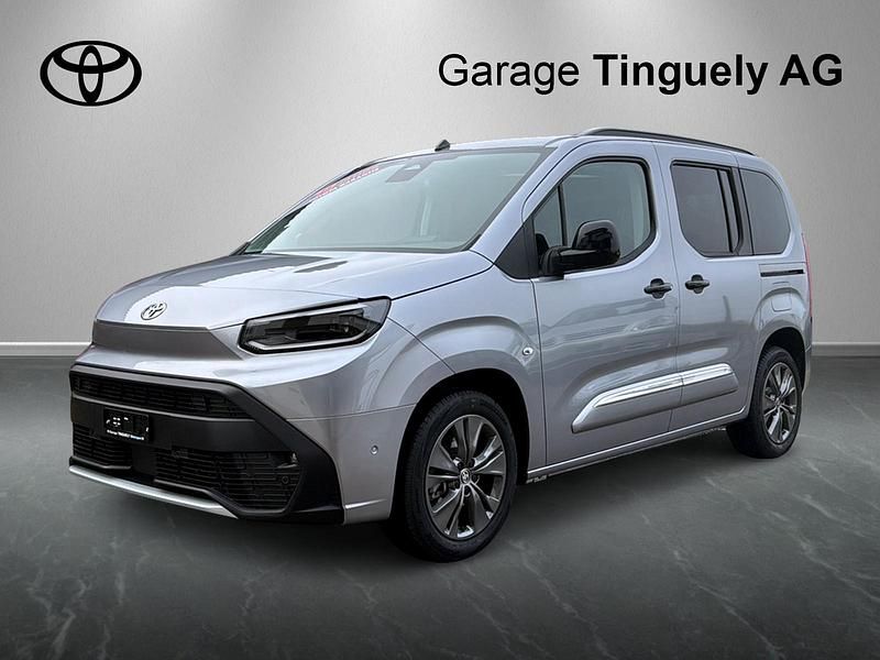 Neu Toyota Proace Verso City 130 PS (95 kW) 2025 Silber Kombi