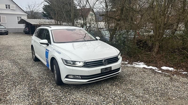Gebraucht VW Passat Comfortline 150 PS (110 kW) 2017 Kombi