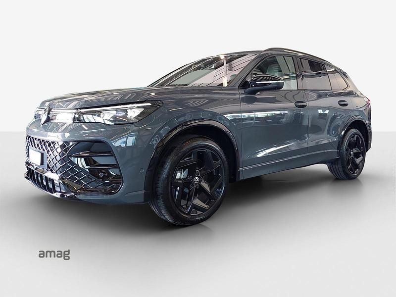 Delfingrau metallic Gebraucht 2024 VW Tiguan R-line SUV | CHF 48’990 (Etwas zu teuer) - Bild 1/4