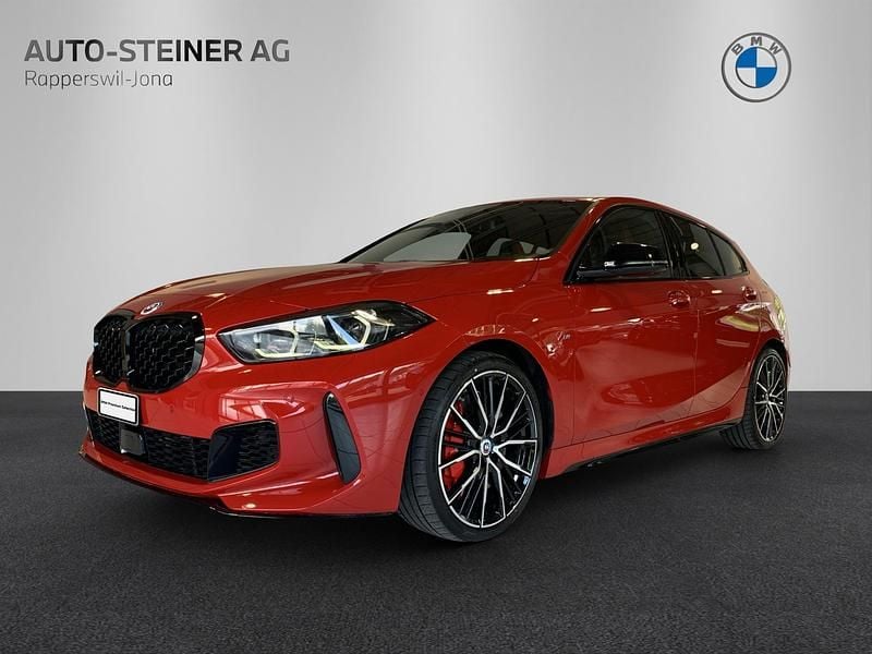 Rot Gebraucht 2023 BMW M135 Comfort Edition Kleinwagen | CHF 39’800 (Fairer Preis) - Bild 1/4