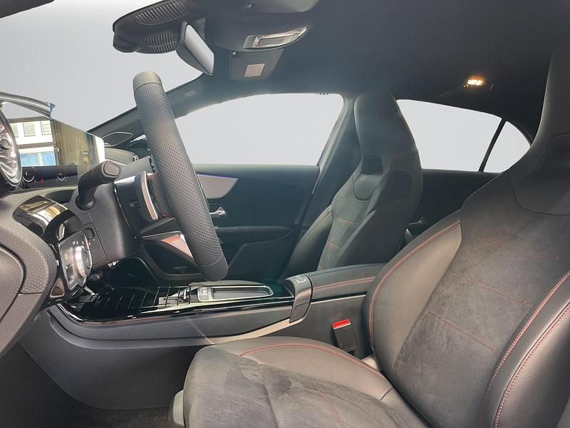 Neu Mercedes A250 AMG line 218 PS (160 kW) 2025 Weiss Limousine