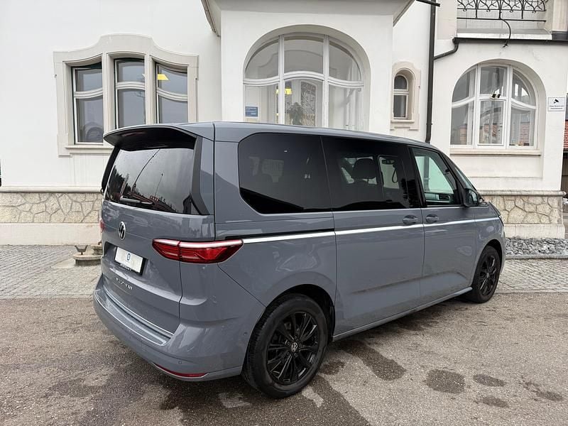 Gebraucht VW Multivan Style 150 PS (110 kW) 2024 Van