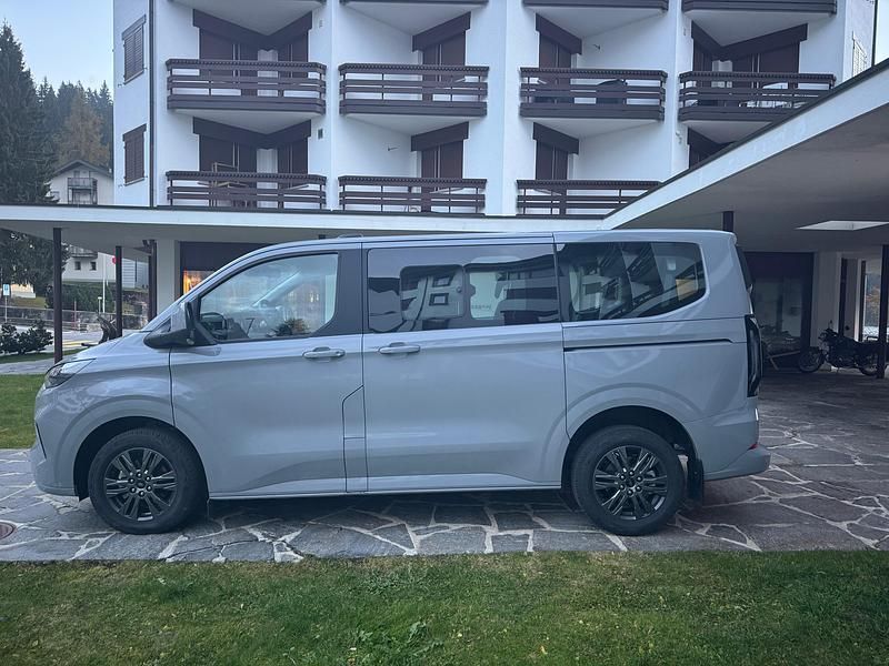 Gebraucht 2024 Ford Tourneo Titanium | CHF 55’000 (Guter Preis) - Bild 1/2