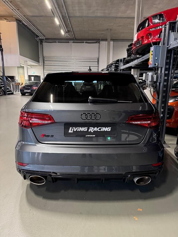 Gebraucht Audi RS3 Sportback 400 PS (294 kW) 2019 Kleinwagen