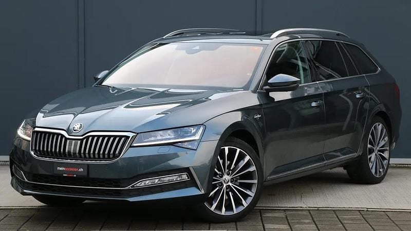 Gray Gebraucht 2025 Skoda Superb LAURIN & KLEMENT | CHF 32’650 (Etwas zu teuer) - Bild 1/4