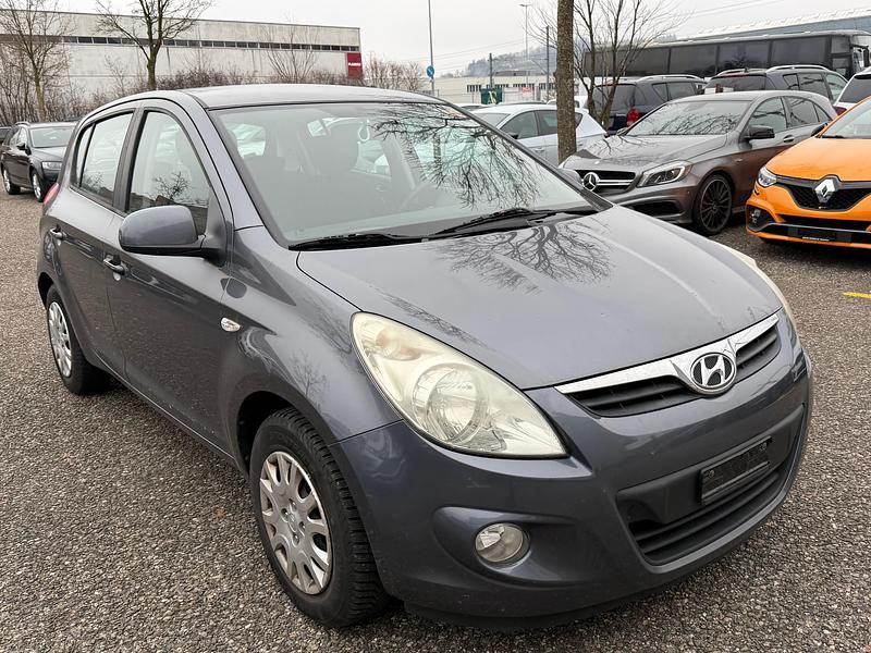 Gebraucht Hyundai i20 Comfort 78 PS (57 kW) 2011 Kleinwagen