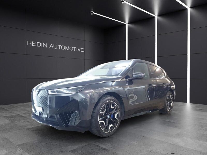 Anthrazit Gebraucht 2021 BMW iX Sport Line SUV | CHF 39’900 (Superpreis) - Bild 1/4
