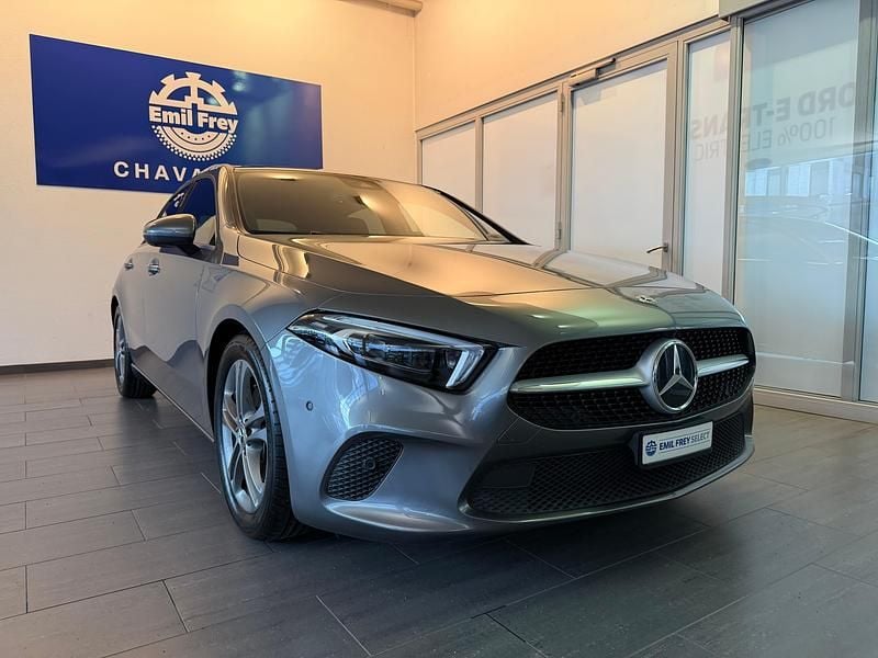 Grau Gebraucht 2019 Mercedes A220 Style Limousine | CHF 26’500 - Bild 1/4