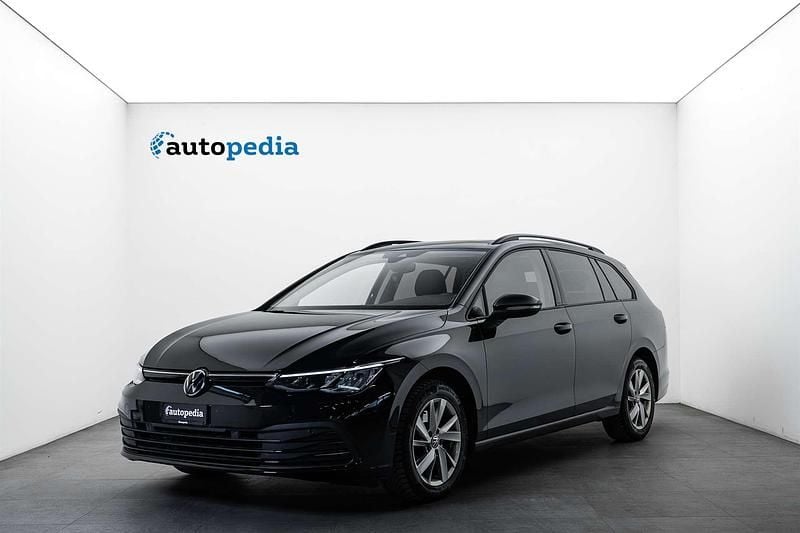 Gebraucht VW Golf VIII Life 150 PS (110 kW) 2022 Kombi