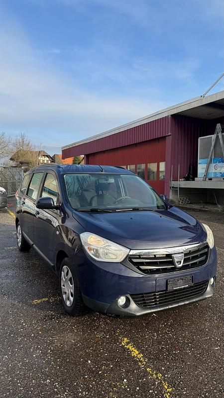 Gebraucht 2013 Dacia Lodgy Van / Kleinbus | CHF 4’990 (Teuer) - Bild 1/4
