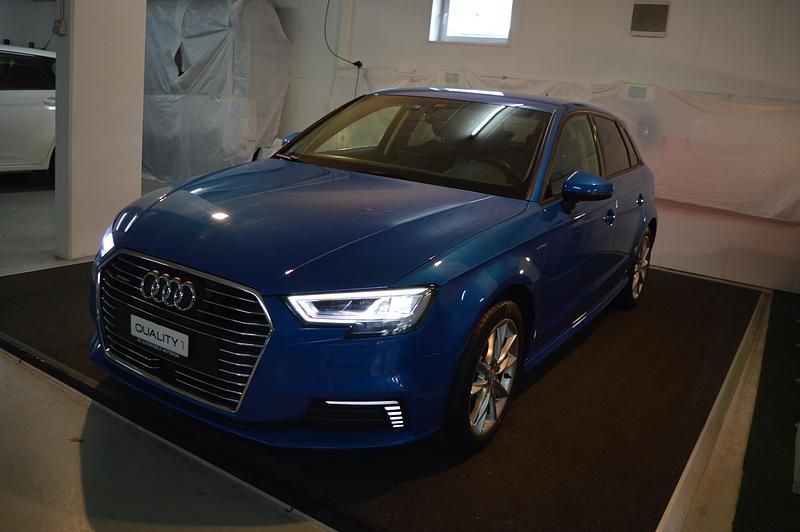 Gebraucht Audi A3 Sportback e-tron Sport 204 PS (150 kW) 2018 Kleinwagen
