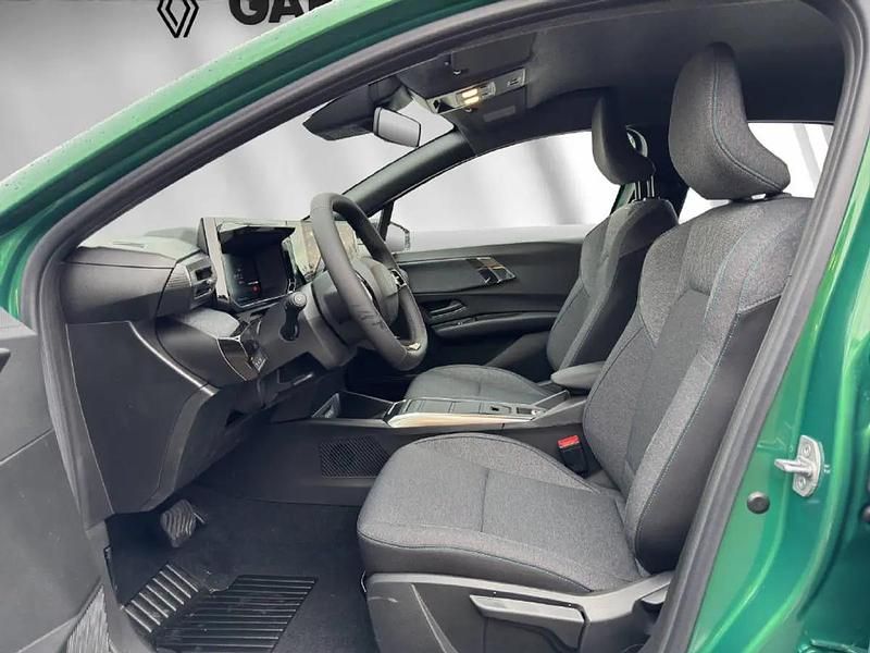 Neu Renault Clio V Evolution 158 PS (116 kW) 2026 Grün