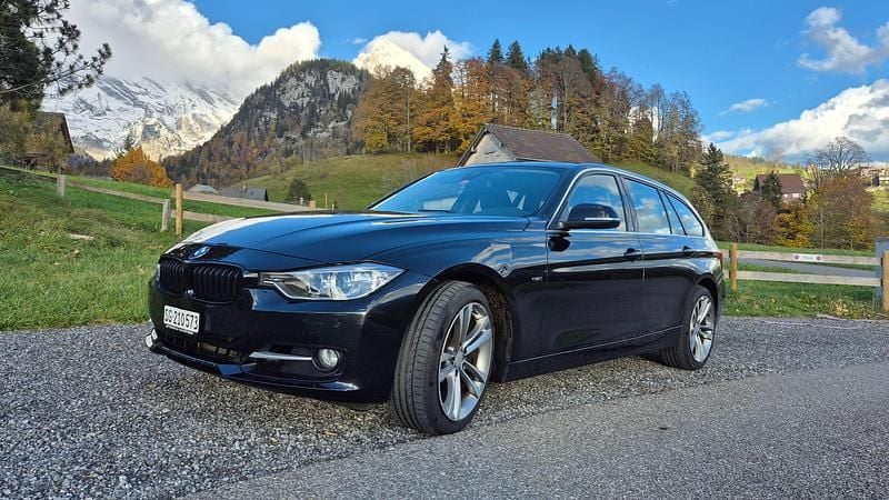 Gebraucht BMW 328 Sport Line 245 PS (180 kW) 2013 Kombi