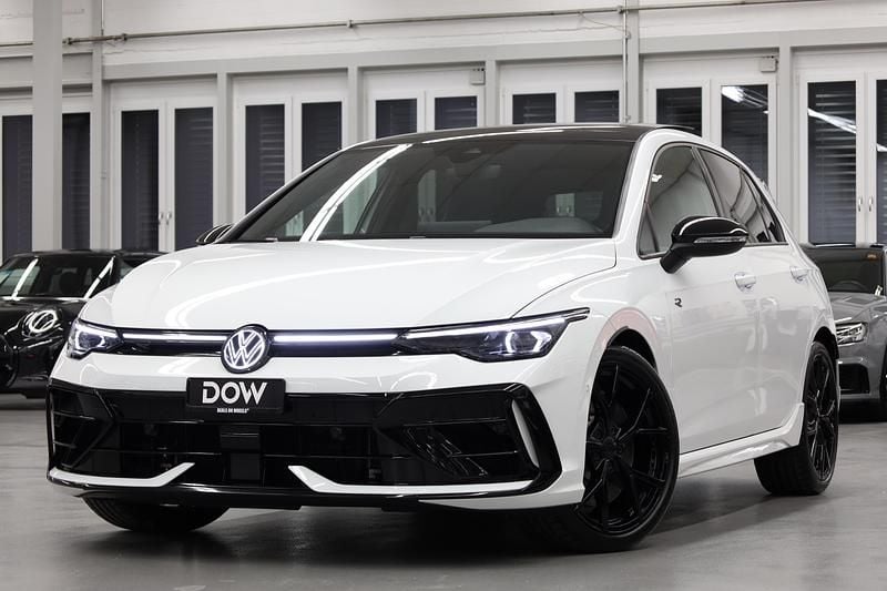 Gebraucht 2024 VW Golf VIII Black Edition | CHF 44’980 (Fairer Preis) - Bild 1/4