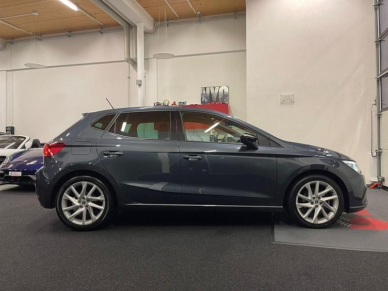 Gebraucht Seat Ibiza FR 110 PS (80 kW) 2021 Grau Limousine