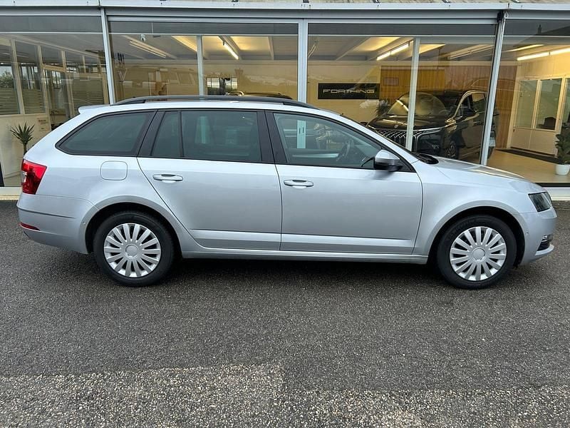 Gebraucht Skoda Octavia Ambition 184 PS (135 kW) 2019 Kombi