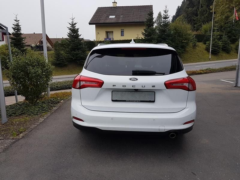 Gebraucht Ford Focus Cool & Connect 125 PS (91 kW) 2019