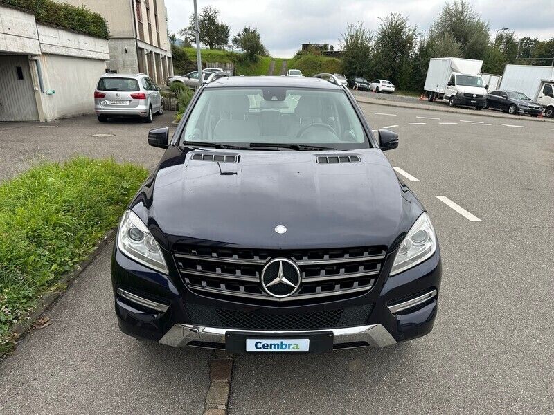 Gebraucht Mercedes ML350 258 PS (189 kW) 2012 SUV