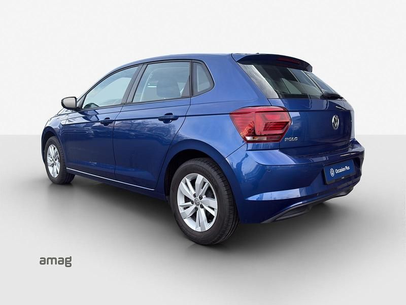 Gebraucht VW Polo Trendline 95 PS (69 kW) 2018 Reef blue metallic Kleinwagen