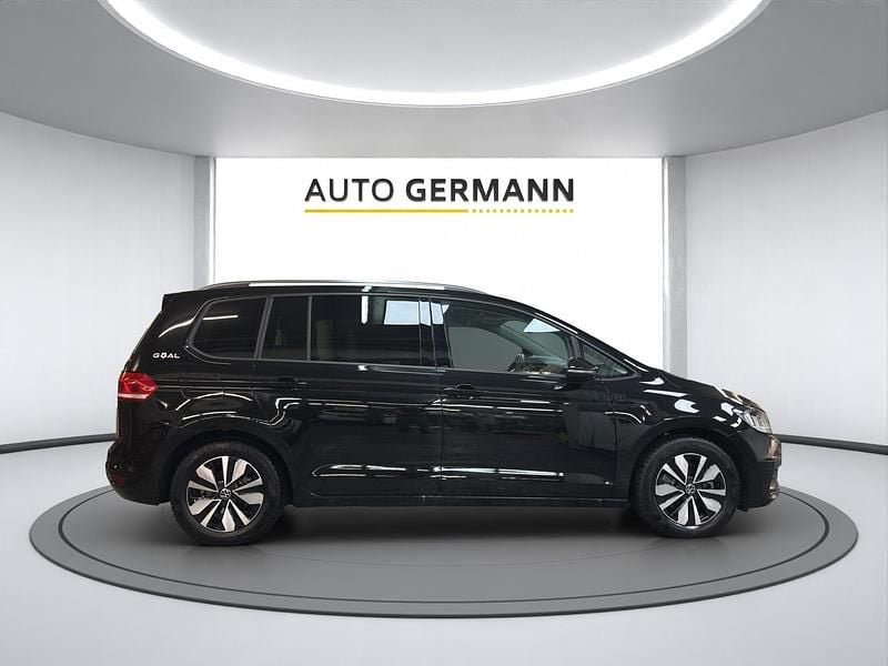 Gebraucht VW Touran Comfortline 150 PS (110 kW) 2025 Van / Kleinbus