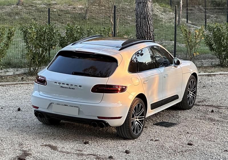 Gebraucht Porsche Macan Turbo Performance Package 440 PS (323 kW) 2017 SUV