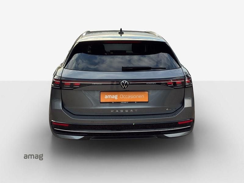Gebraucht VW Passat Elegance 193 PS (141 kW) 2025 Diabas grey metallic Kombi