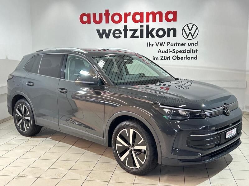 Grau Gebraucht 2024 VW Tiguan United SUV | CHF 39’800 (Teuer) - Bild 1/4