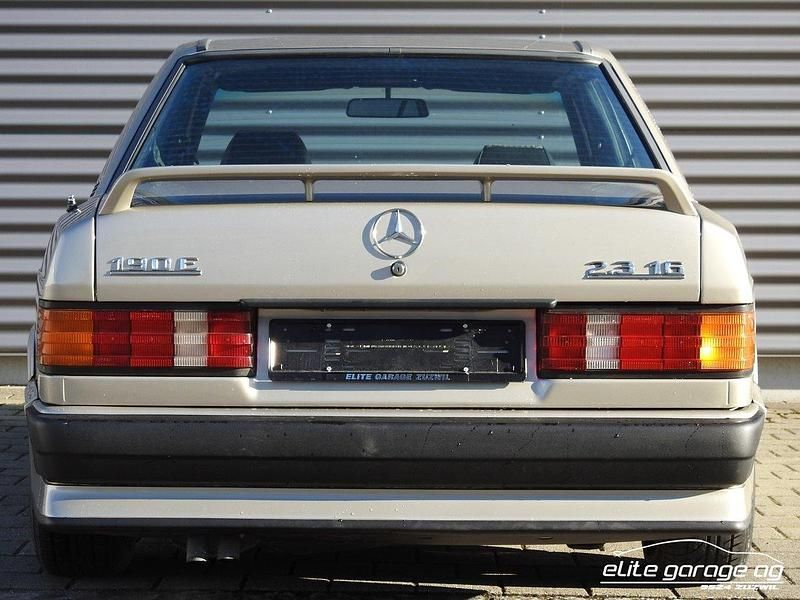 Gebraucht Mercedes 190 170 PS (125 kW) 1986 Limousine