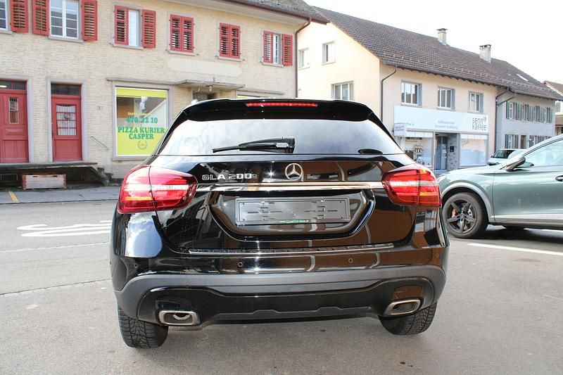 Gebraucht Mercedes GLA200 156 PS (114 kW) 2018 SUV