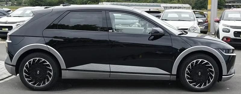 Schwarz Gebraucht 2025 Hyundai Ioniq Kleinwagen | CHF 51’850 - Bild 1/4