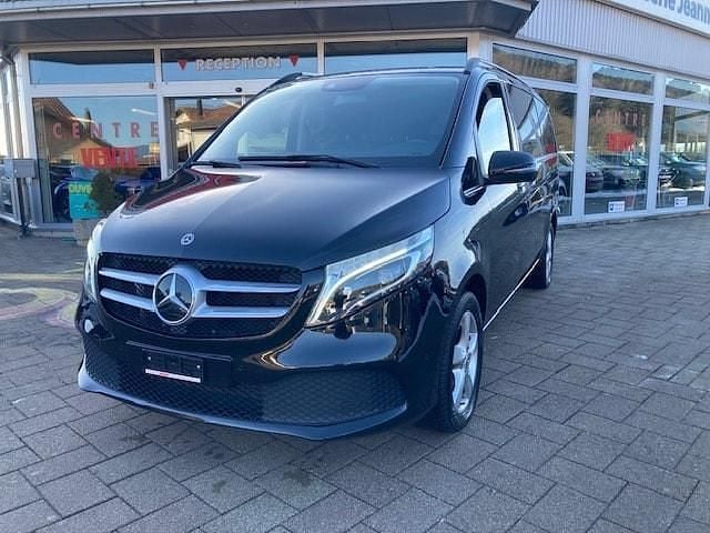 Gebraucht Mercedes V250 Avantgarde 190 PS (139 kW) 2022 Van / Kleinbus