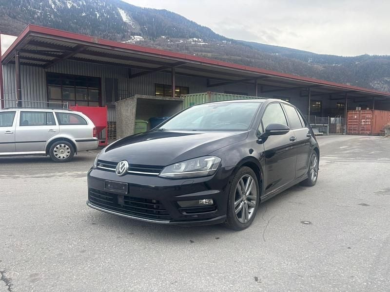 Gebraucht VW Golf VII Design 150 PS (110 kW) 2014