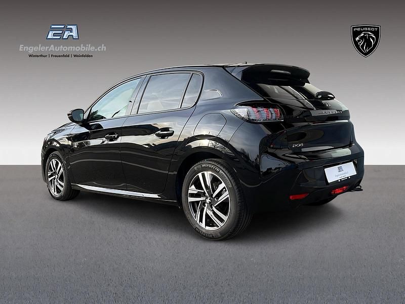 Gebraucht Peugeot 208 Allure 101 PS (74 kW) 2021 Kleinwagen