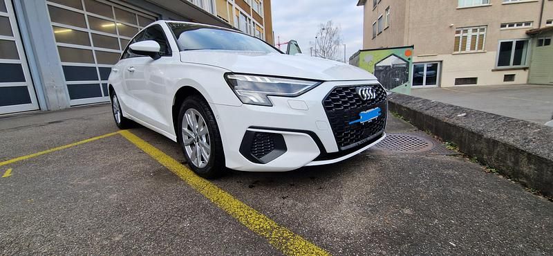 Gebraucht Audi A3 Sportback e-tron Attraction 150 PS (110 kW) 2020 Kleinwagen