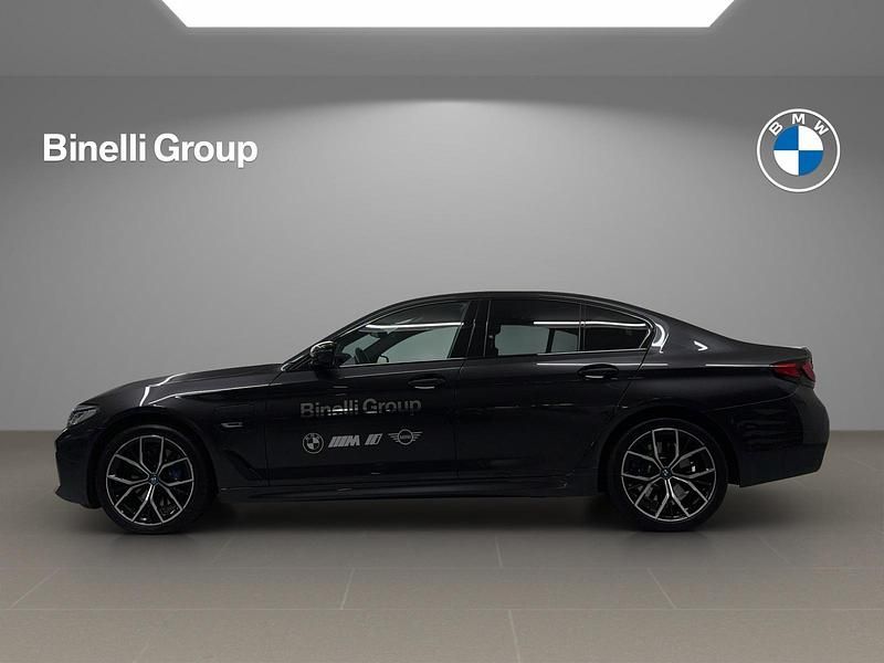 Gebraucht BMW 530e Shadowline 292 PS (214 kW) 2023 Grau Limousine