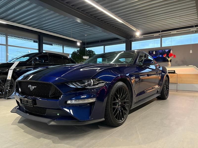 Blau Gebraucht 2021 Ford Mustang GT Coupé | CHF 48’555 (Etwas zu teuer) - Bild 1/4