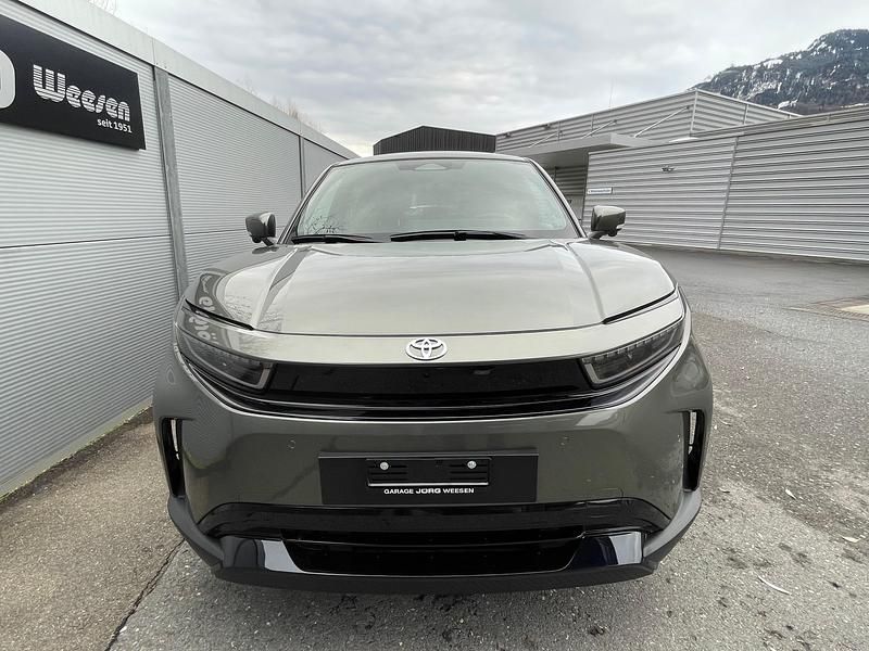 Neu Toyota Urban Cruiser Premium 135 kW (184 PS) 2025 Grün SUV