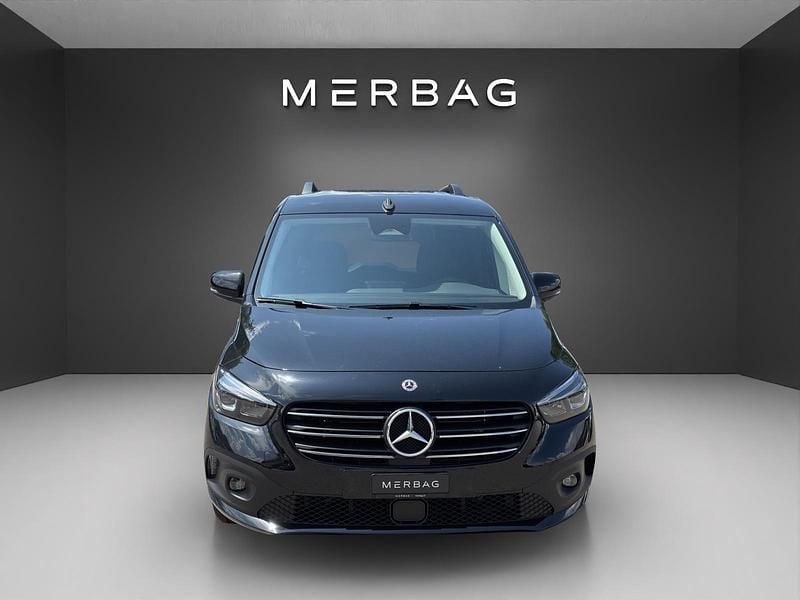 Neu Mercedes T180 Style 131 PS (96 kW) 2025 Schwarz Van / Kleinbus