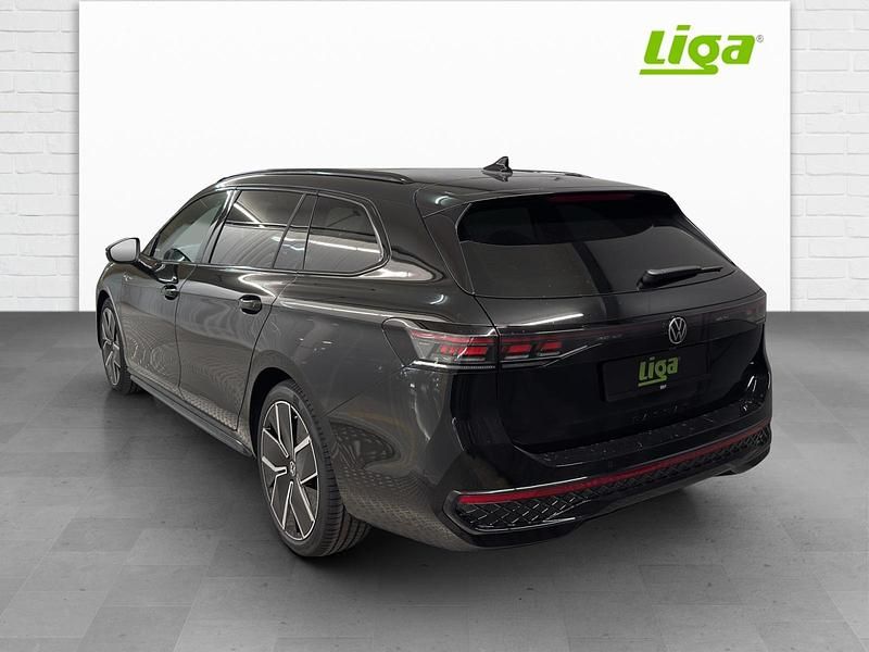 Neu VW Passat R-line 265 PS (194 kW) 2025 Kombi