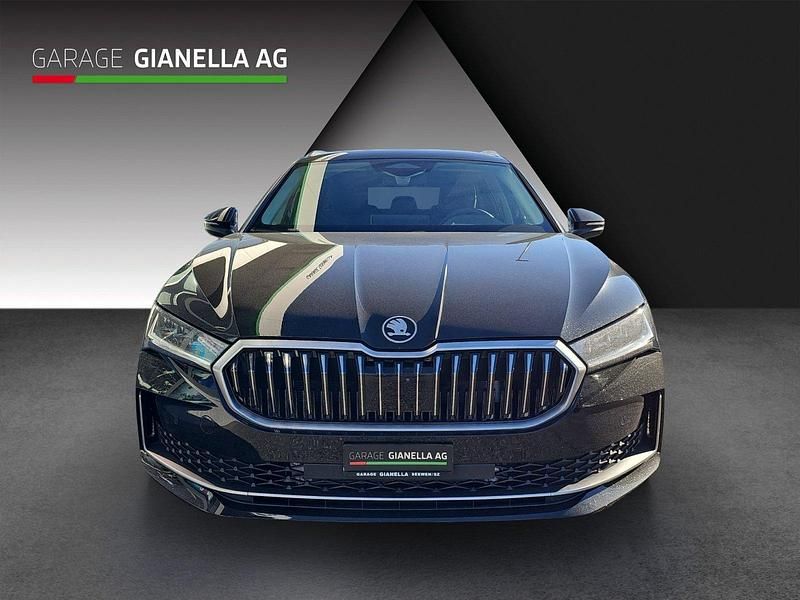 Gebraucht Skoda Superb Selection 193 PS (141 kW) 2024 Schwarz Kombi